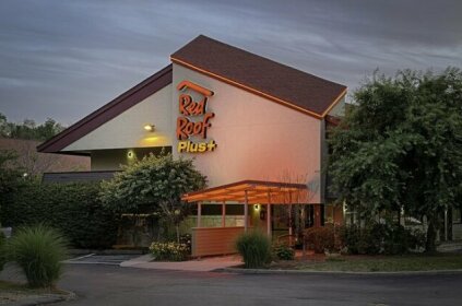 Red Roof Inn PLUS+ West Springfield