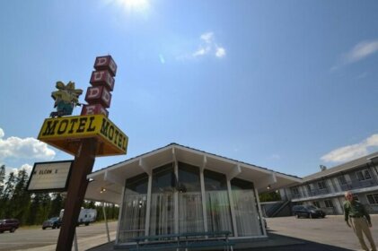 Dude & Roundup Motel