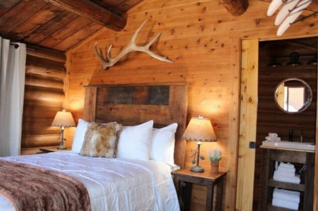 Elk Horn Cabins and Inn - Photo5
