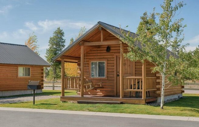 Yellowstone Grizzly RV Park and Cabins - Photo2