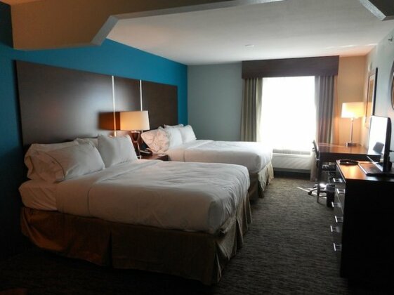 Holiday Inn Express & Suites Carmel North - Westfield - Photo4