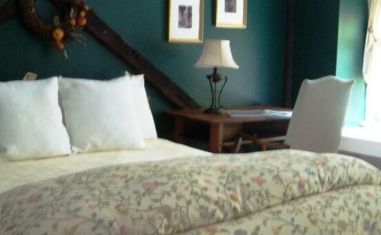 Samuel Fitch House Bed and Breakfast - Photo2