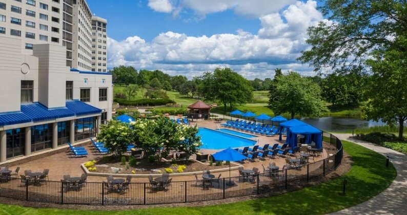 Hilton Chicago Oak Brook Hills Resort & Conference Center - Photo2