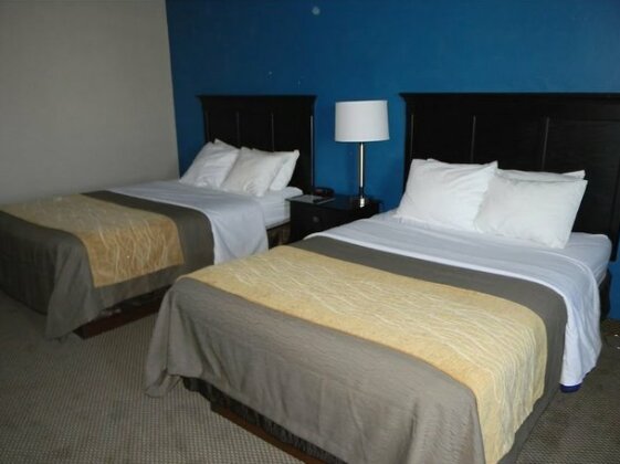 Boarders Inn & Suites by Cobblestone Hotels - Munising MI - Photo2