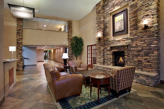 Holiday Inn Express & Suites Wheat Ridge-Denver West - Photo3