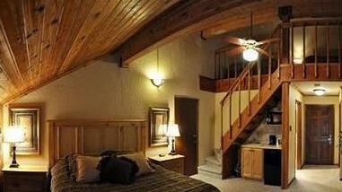 Kandahar Lodge at Whitefish Mountain Resort - Photo5