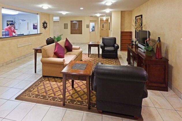 Candlewood Suites Wichita Falls at Maurine Street - Photo2