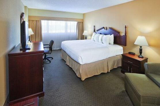 Hotel at Wichita Falls - Photo2