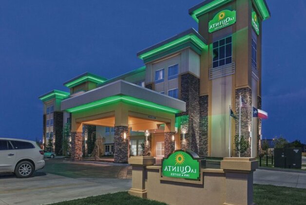 La Quinta Inn & Suites Wichita Falls - MSU Area - Photo2
