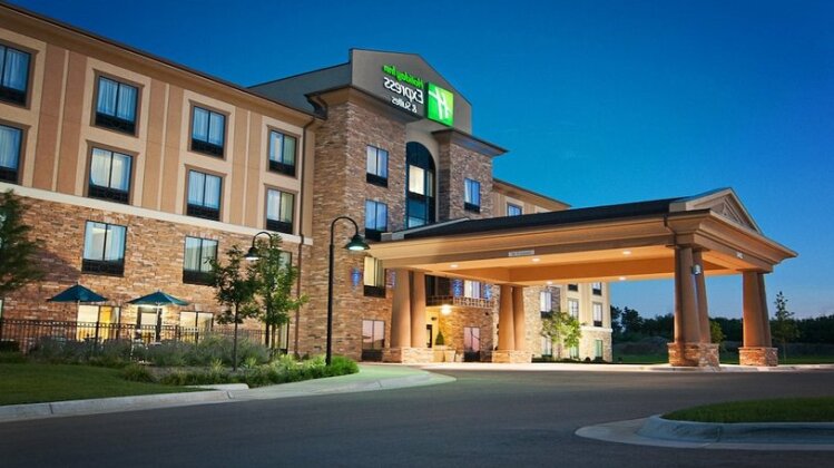 Holiday Inn Express Hotel & Suites Wichita Northeast - Photo2