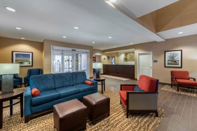 Comfort Inn & Suites Northern Kentucky - Photo5