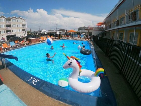 Sea Chest Motel - Photo3