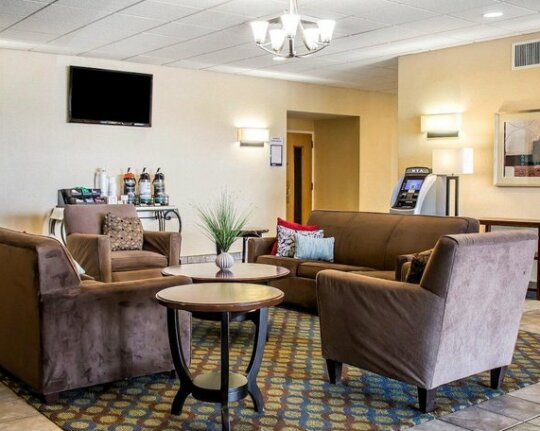 Quality Inn & Suites Conference Center Wilkes-Barre - Photo2