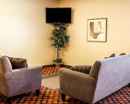 Quality Inn & Suites Conference Center Wilkes-Barre - Photo4