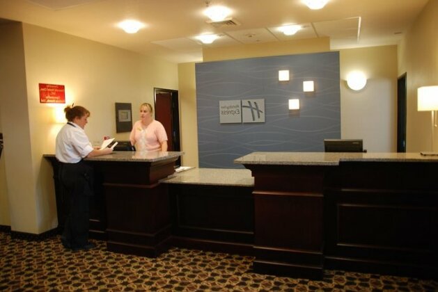 Holiday Inn Express & Suites Willcox - Photo3
