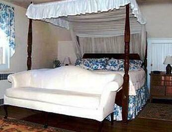 Magnolia Manor Bed and Breakfast Inn - Photo5