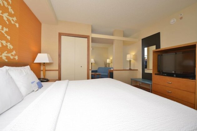 Fairfield Inn and Suites by Marriott Williamsport - Photo2