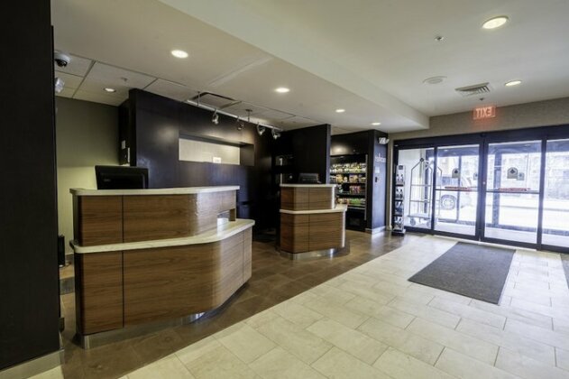 Courtyard by Marriott Cleveland Willoughby - Photo3