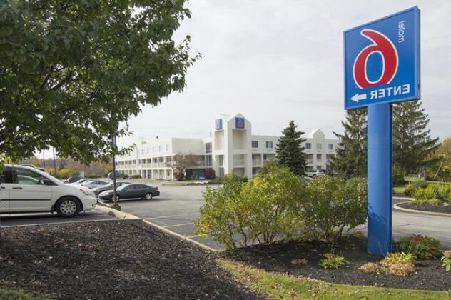 Motel 6 - Cleveland - Willoughby - Photo2