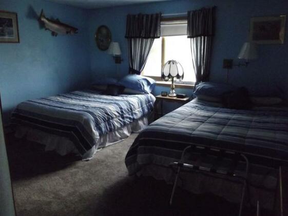 Alaskan Host Bed and Breakfast - Photo5
