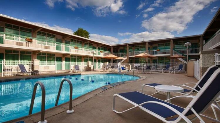 SureStay Plus Hotel by Best Western Brandywine Valley - Photo2