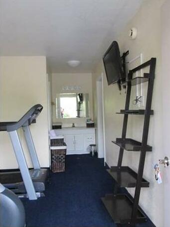 Americas Best Value Inn Wilmington - Photo2