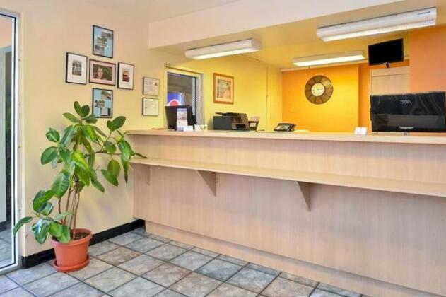 Americas Best Value Inn Wilmington - Photo4