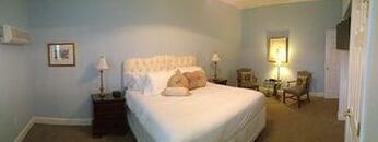 Clarendon Inn - Photo3
