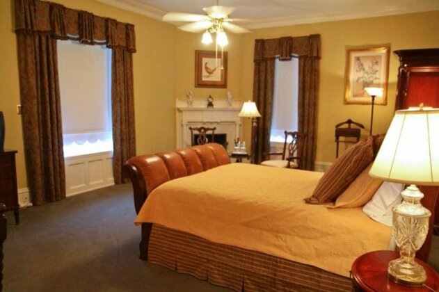Graystone Inn - Photo4