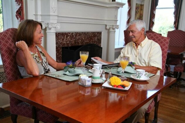 Graystone Inn - Photo5