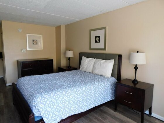 APM Inn and Suites - Photo3