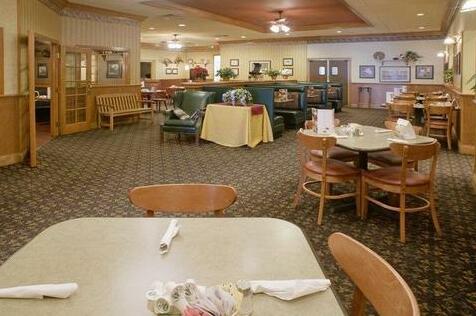 Clarion Inn & Conference Center - Photo5