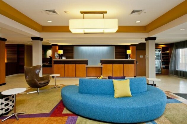 Fairfield Inn and Suites by Marriott Winchester - Photo4