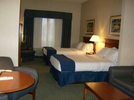 Holiday Inn Express and Suites Winchester - Photo2