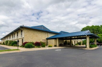 Quality Inn & Suites Winfield