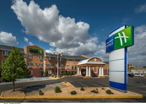Holiday Inn Express Winnemucca - Photo2