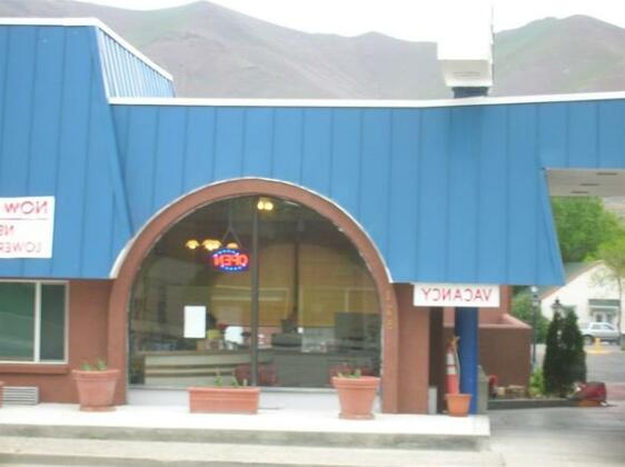 Val-U Motel - Photo5