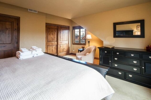 Elk Court 1 - Photo5