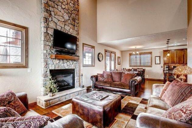 Elk Court 6 - Photo5