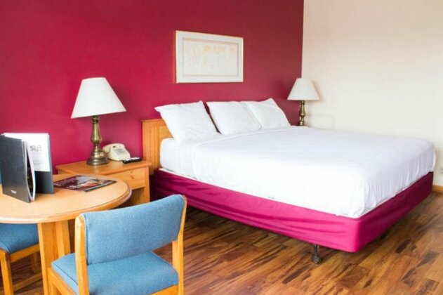 Flamingo Motel & Suites - Photo2