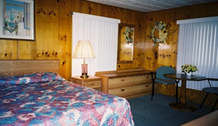Spring Hill Motel - Photo5