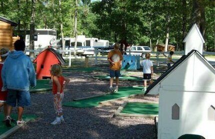 Wanna Bee Campground and RV Resort
