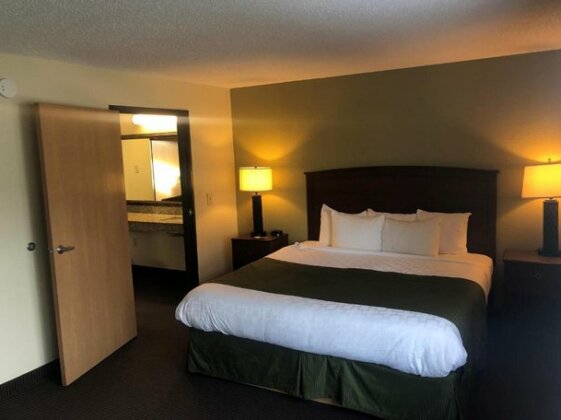 Cobblestone Hotel & Suites Wisconsin Rapids - Photo3