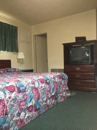 Rapids Inn And Suites - Photo5