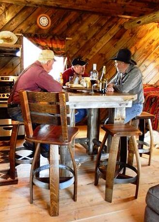 The Montana Lodge a luxury cabin - Photo4