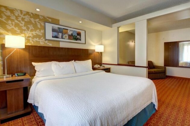 Fairfield Inn and Suites by Marriott Potomac Mills Woodbridge - Photo4