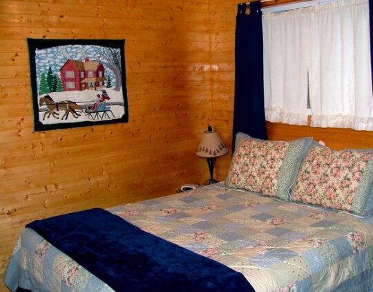 Maple Lodge Cabins - Photo3