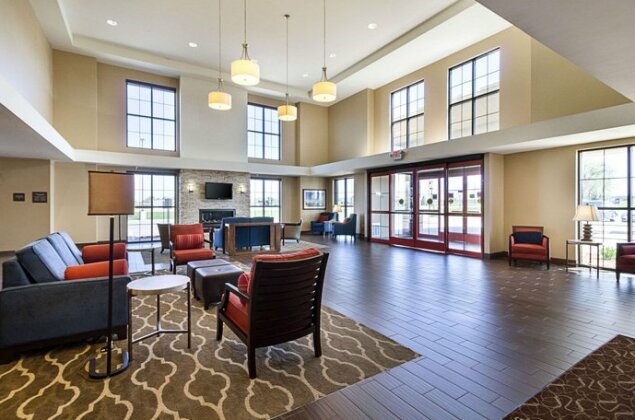 Comfort Suites and Conference Center Worthington - Photo5