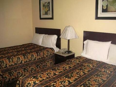 Red Carpet Inn & Suites Wrightstown - Photo5
