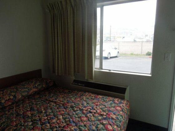 Budget Inn Yakima - Photo4